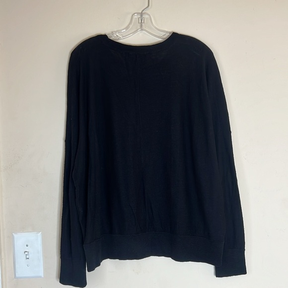 Vince Black Crew Neck High Low Oversize Sweater Size M - Picture 11 of 11